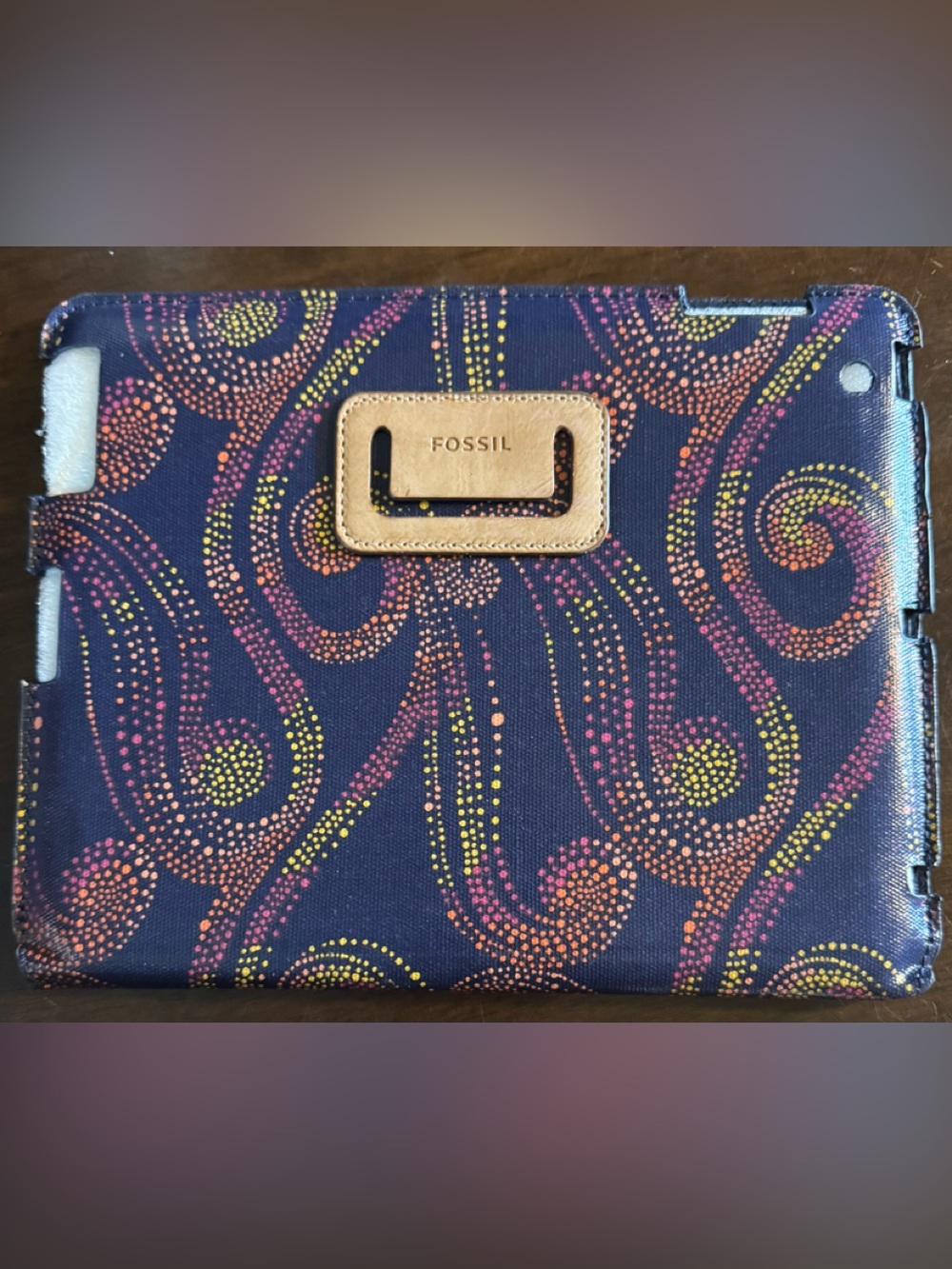 Fossil tablet case